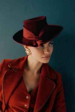 Eaton Trilby -Lock & Co. Hatters EATON TRILBY LIFESTYLE SHOT 2