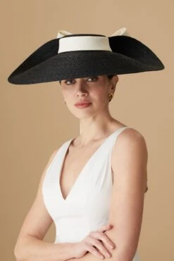 Lock & Co. Hatters 35 Lady Grey Black Wide Brim Hat