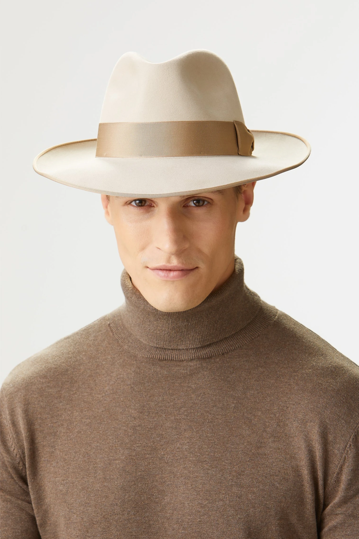 St James's Beige Fedora 5 St James's Beige Fedora - Image 5